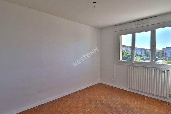 Appartement T5 - Lumineux et bien agencé - Francheville Le Bas - proche commodités