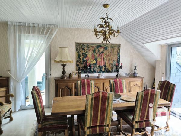 Maison d’architecte 7 pièces de 198 m² à Arradon (56610)