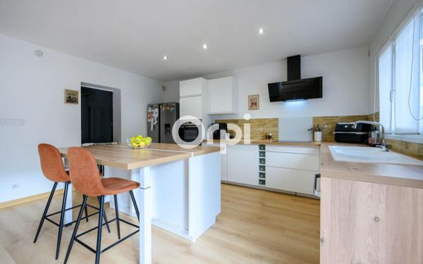 Maison à vendre    4 pièces • 145 m2 Sin-le-Noble