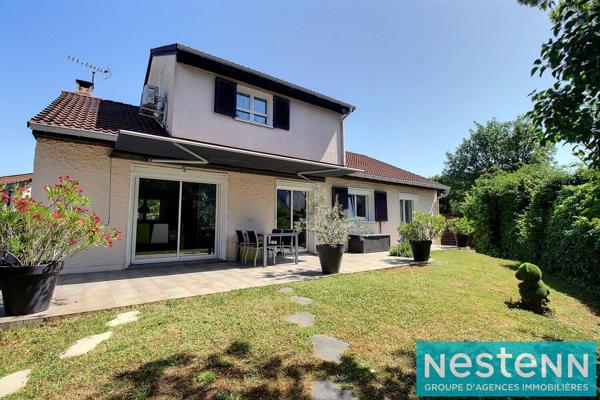Maison familiale avec piscine Secteur Grand Large à Meyzieu