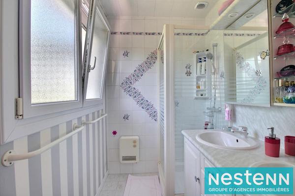 Maison familiale avec piscine Secteur Grand Large à Meyzieu