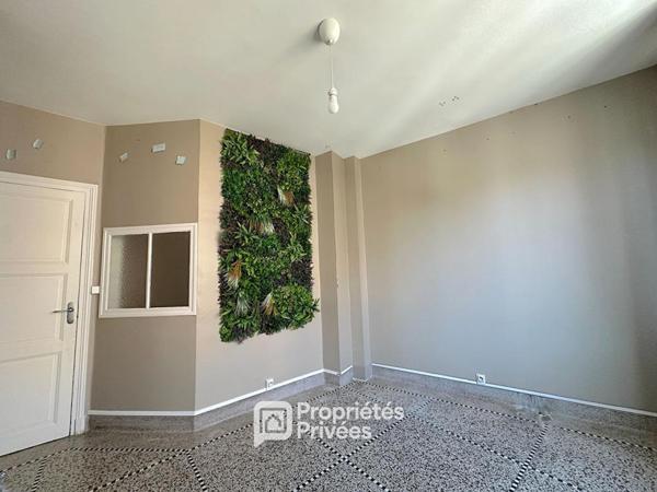 Maison T7 ( 5 ch ) 162 m2 avec garage, terrasse et cave
