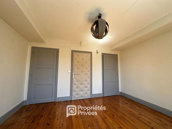 Maison T7 ( 5 ch ) 162 m2 avec garage, terrasse et cave