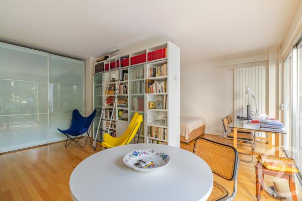 Appartement F2 à vendre  2 pièces - 46 m2 PARIS - 75007