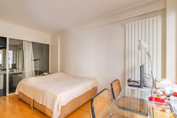 Appartement F2 à vendre  2 pièces - 46 m2 PARIS - 75007