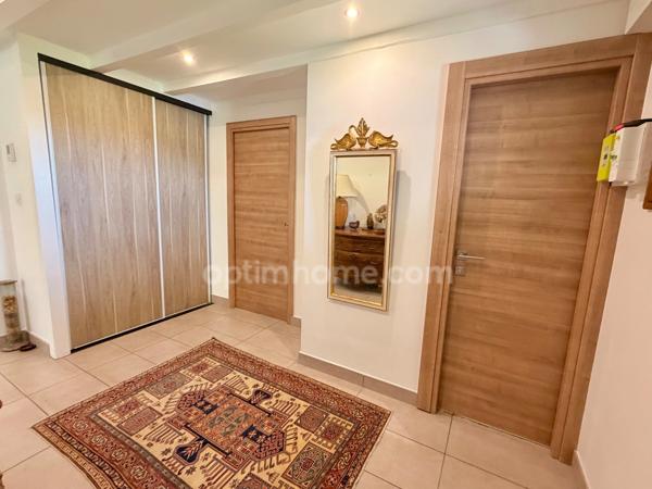 Appartement familial de 138 m² avec jardin privatif - RUMILLY