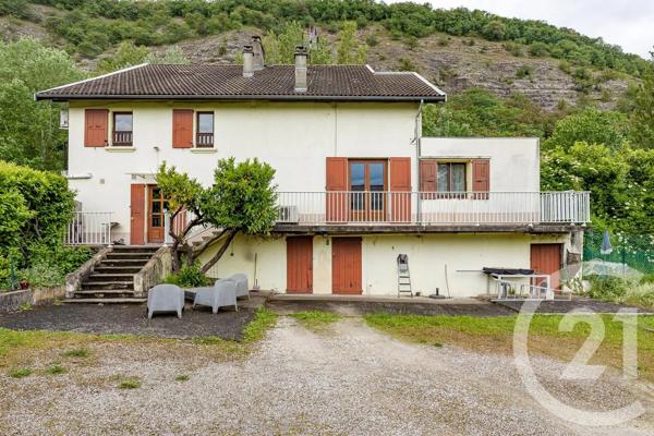 Appartement F3 à vendre  3 pièces - 55,46 m 2   VARCES ALLIERES ET RISSET  - 38