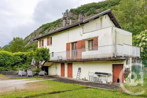 Appartement F3 à vendre  3 pièces - 55,46 m 2   VARCES ALLIERES ET RISSET  - 38