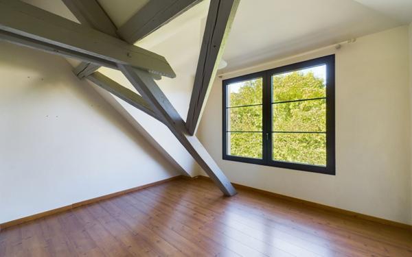 Maison à vendre    7 pièces • 219,69 m2 Berstett