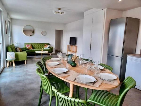 Appartement familial lumineux, Clermont-Ferrand (63) , 6 pièces, 5 chambres, 137 m², 368 000 € FAI