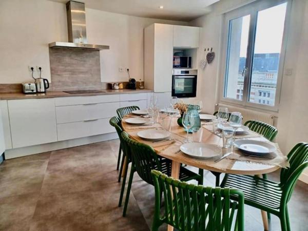 Appartement familial lumineux, Clermont-Ferrand (63) , 6 pièces, 5 chambres, 137 m², 368 000 € FAI