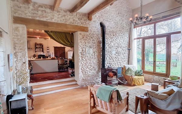 Maison à vendre    6 pièces •  Selles-sur-Cher