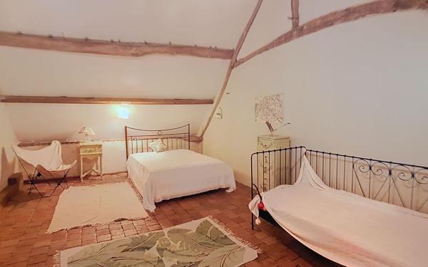 Maison à vendre    6 pièces •  Selles-sur-Cher