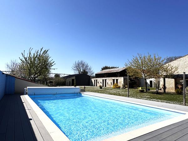 Maison Tonnay Charente 6 pièce(s) 470 m2