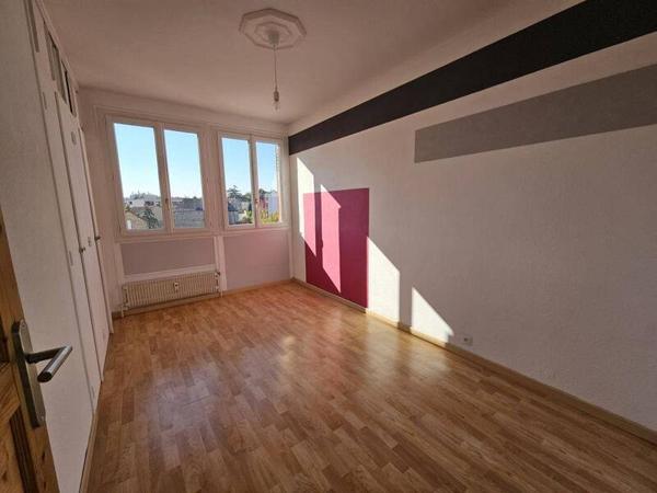 Appartement 4 pièces                                        - 42600 Montbrison Réf : 12102