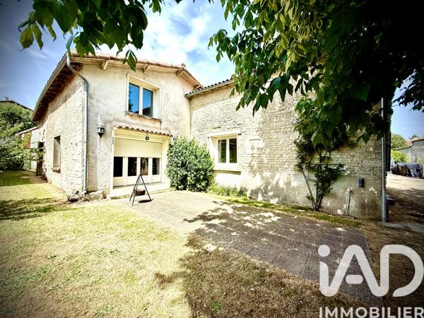 Maison à vendre 4 pièces 120 m² Chef-Boutonne