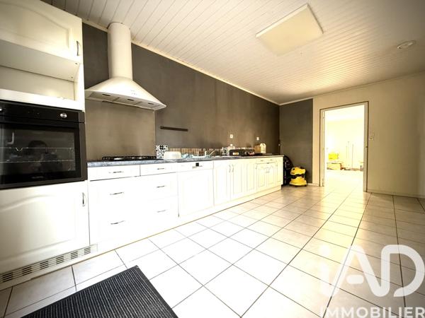 Maison à vendre 4 pièces 120 m² Chef-Boutonne