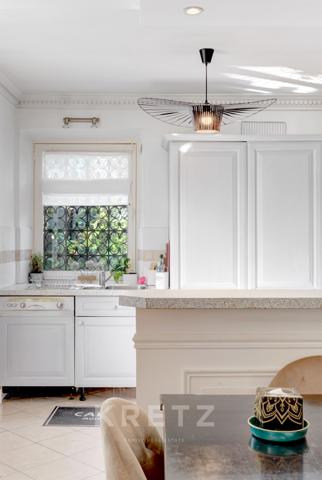 Appartement 3 pièces avec aperçu mer, boulevard de la croisette, Cannes