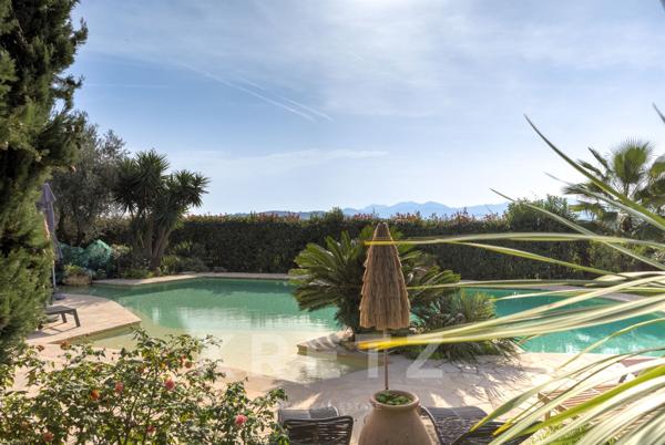 Villa notre dame de vie vue mer et village