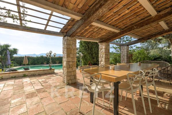 Villa notre dame de vie vue mer et village