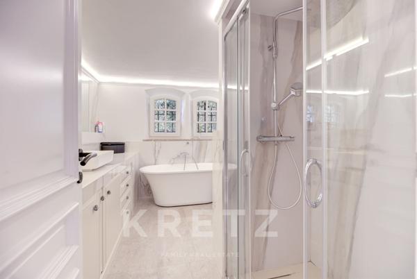 Villa notre dame de vie vue mer et village