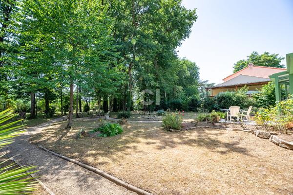 Maison Pont Saint Martin 7 pièce(s) 130.22 m2