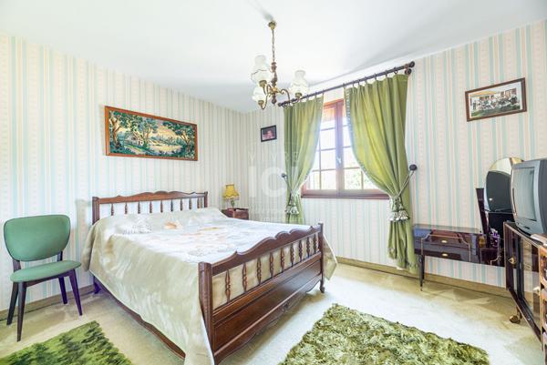 Maison Pont Saint Martin 7 pièce(s) 130.22 m2