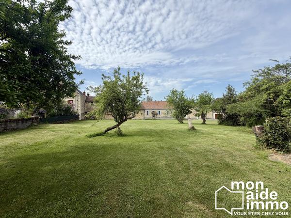 Vaste ensemble immobilier idéalement située