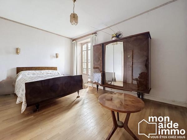 Vaste ensemble immobilier idéalement située