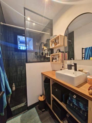 Appartement T3 rénové - Rezé Jean-Perrin / Château