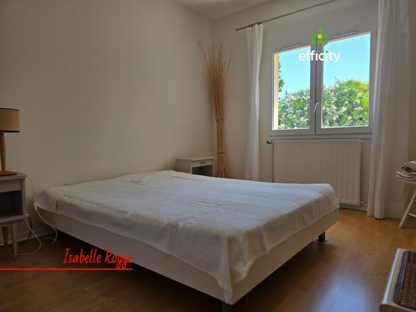 Maison
         3 pièces
        - 73 m² Exclusivité 380 000 € *