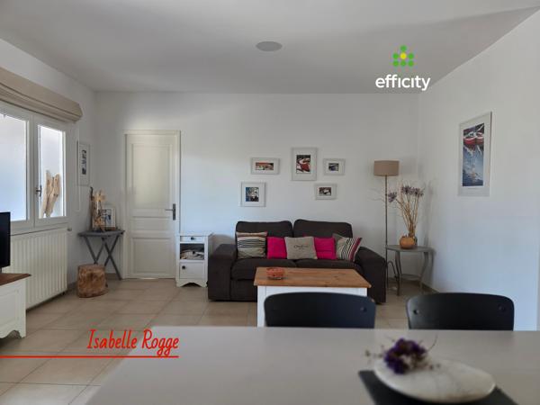 Maison
         3 pièces
        - 73 m² Exclusivité 380 000 € *
