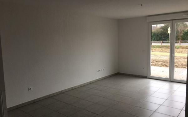 Maison à louer    5 pièces •  Saint-Sauveur