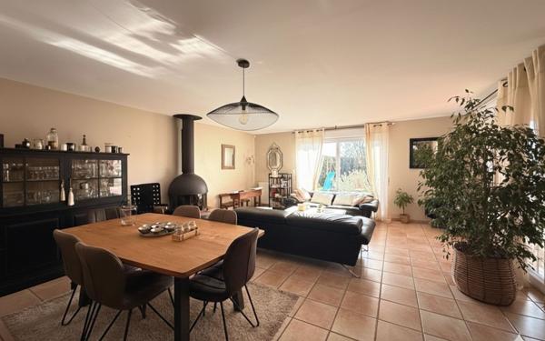 Maison à vendre    5 pièces •  Tournefeuille