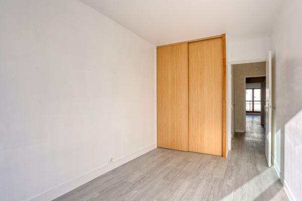 Appartement 3p - deux balcons - place de parking