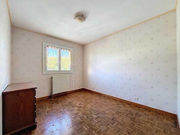 Maison 4 pièces 3 chambres Portes Les Valence.