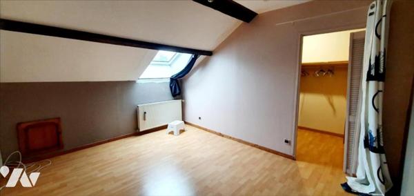 DOUCHY LES MINES Maison et entrepôt