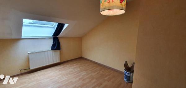 DOUCHY LES MINES Maison et entrepôt