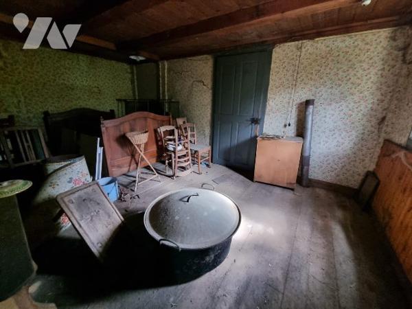 SOUS OFFRE Ferme mitoyenne à rénover Abondance