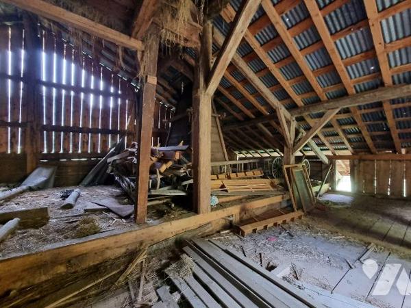 SOUS OFFRE Ferme mitoyenne à rénover Abondance