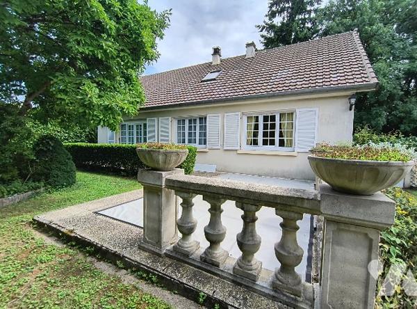 A MEAUX - BELLE MAISON SANS TRAVAUX