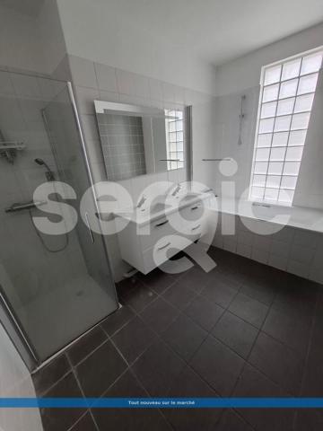 Location 3 Pieces 76 91100 Corbeil Essonnes 67 0072 01 0010