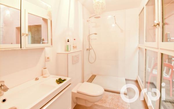 Maison à vendre    7 pièces •  Valence