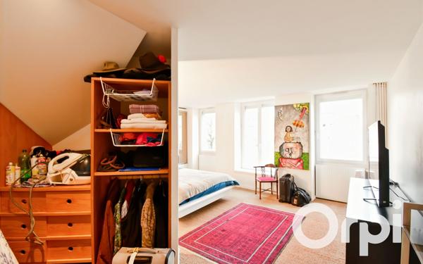 Maison à vendre    7 pièces •  Valence