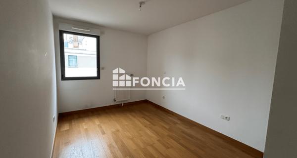 Location Appartement 4 pièces 77.7 m² - Reims 51100