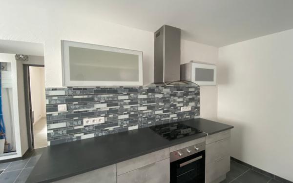 Maison à louer    2 pièces • 61 m2 Castres