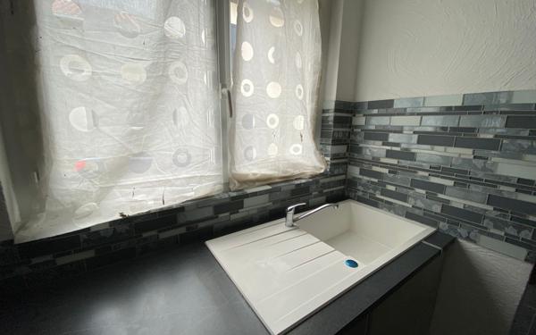 Maison à louer    2 pièces • 61 m2 Castres