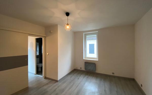Maison à louer    2 pièces • 61 m2 Castres