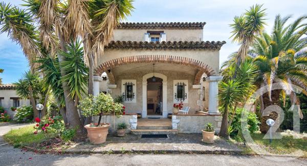 Maison à vendre  9 pièces - 281,26 m 2   NICE  - 06