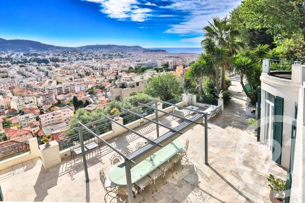 Maison à vendre  9 pièces - 281,26 m 2   NICE  - 06